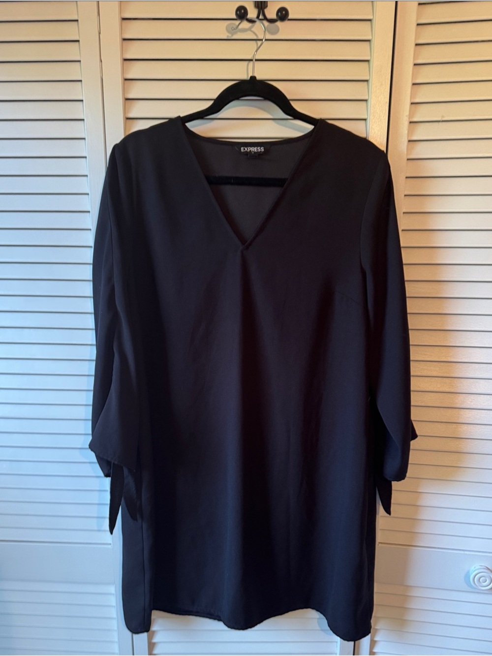 Express Black V-Neck Midi Dress with Tie Sleeve Accents